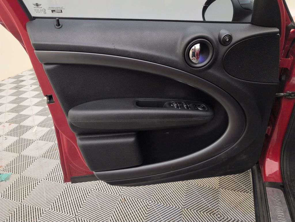 Used 2013 Red MINI Base image 27