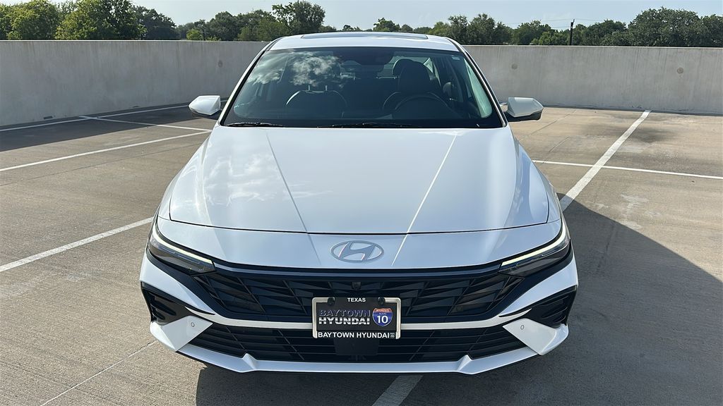 2024 Hyundai Elantra Limited White at Baytown Hyundai