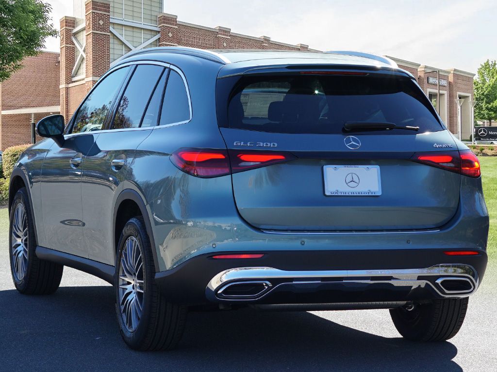 Thumbnail: 2026 Mercedes-Benz GLC - 7