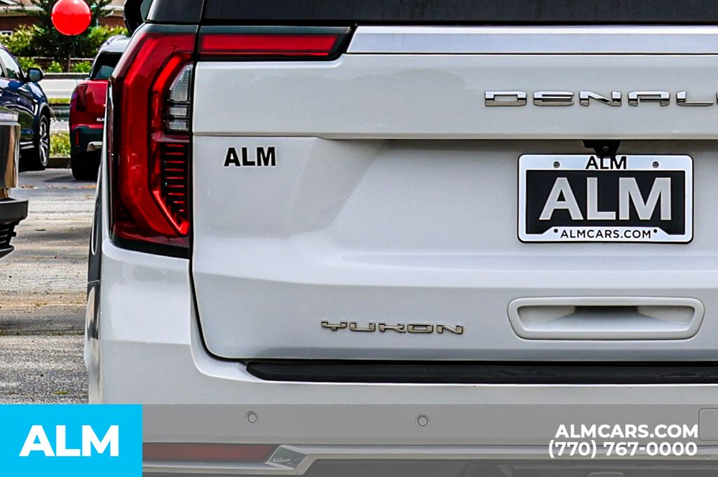 Used 2025 White GMC Denali image 13
