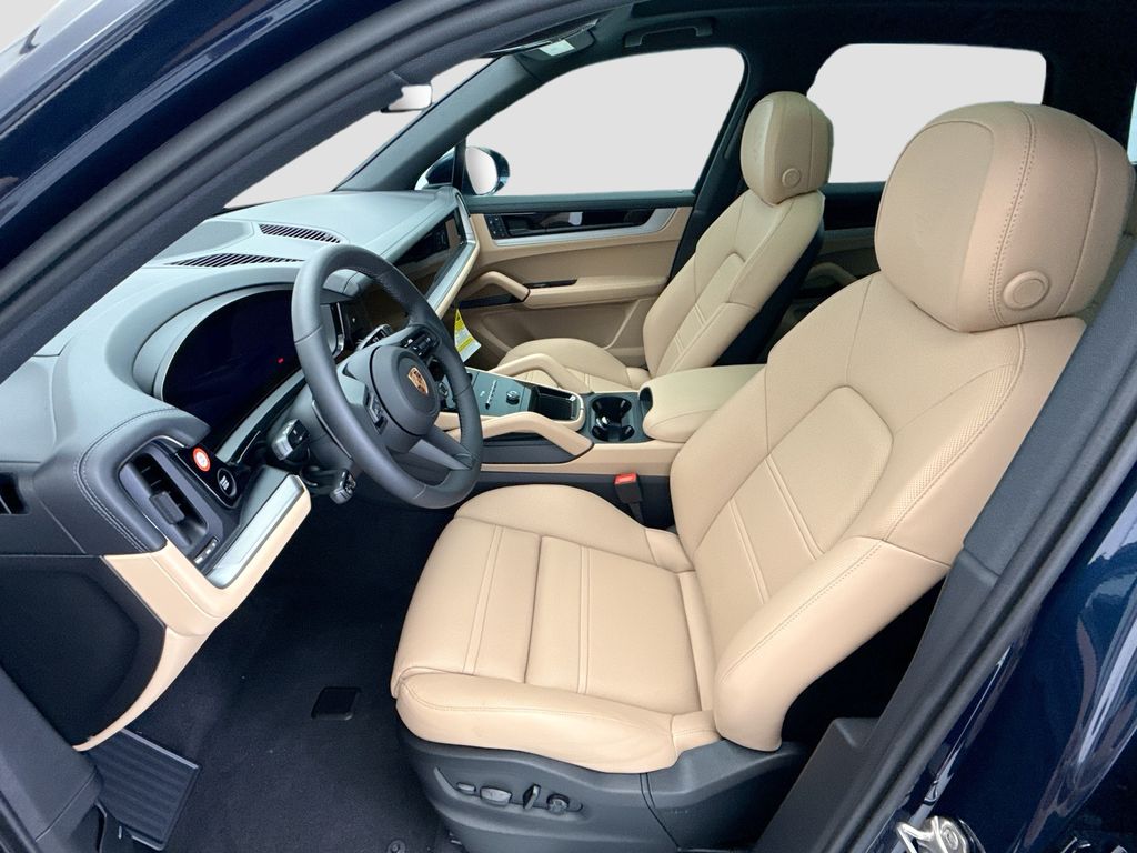 Thumbnail: 2026 Porsche Cayenne - 5