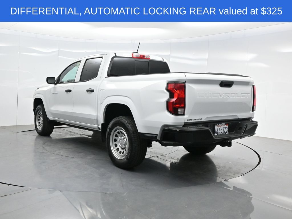 View vehicle photo 5
