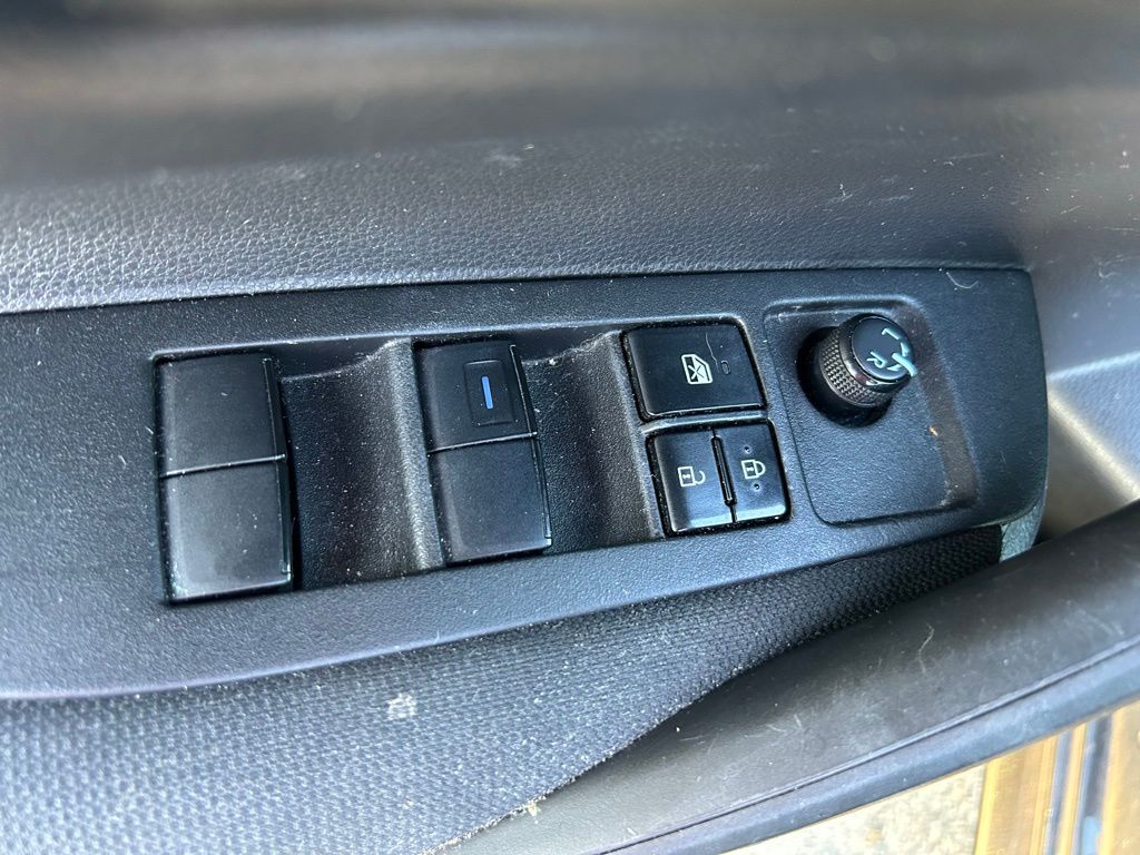 Thumbnail: 2022 Toyota Corolla - 16