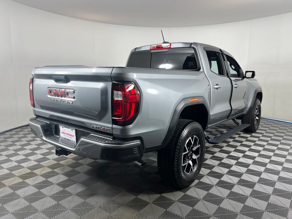Thumbnail: 2024 GMC Canyon - 9