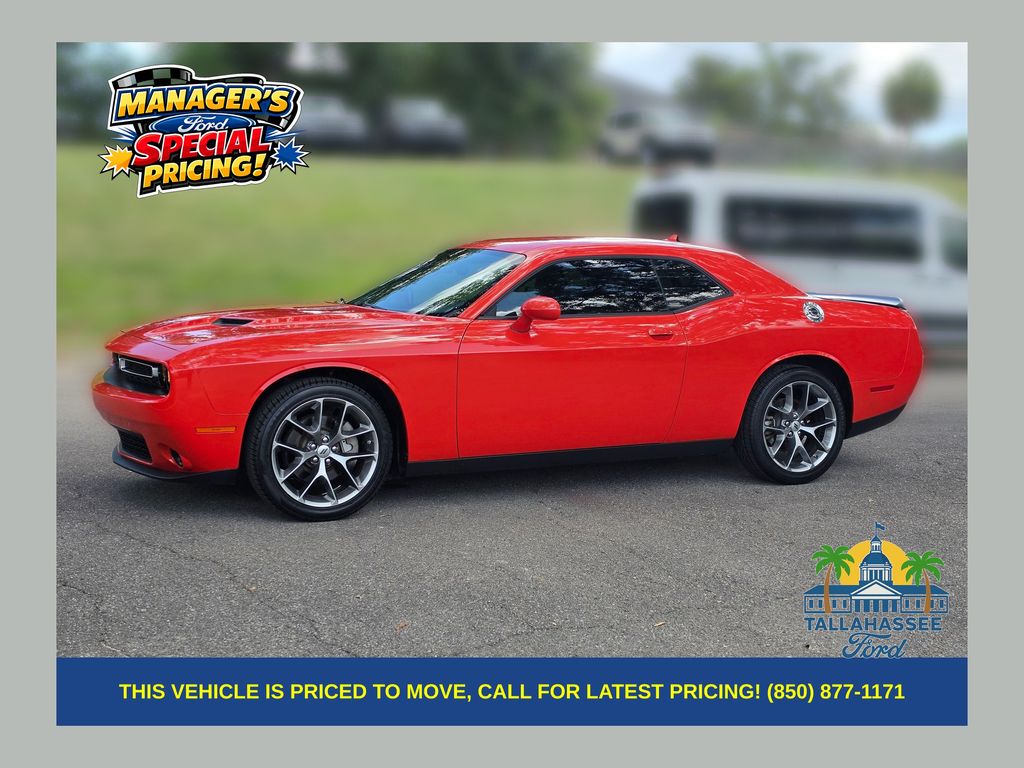  2023 Dodge Challenger SXT RWD   