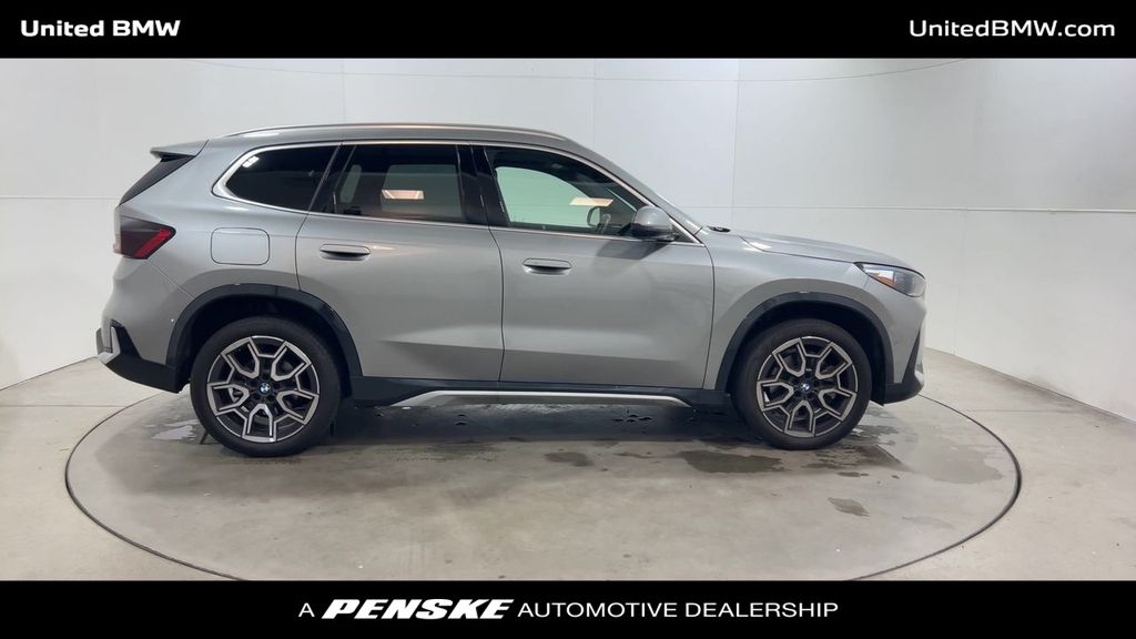 Thumbnail: 2025 BMW X1 - 9