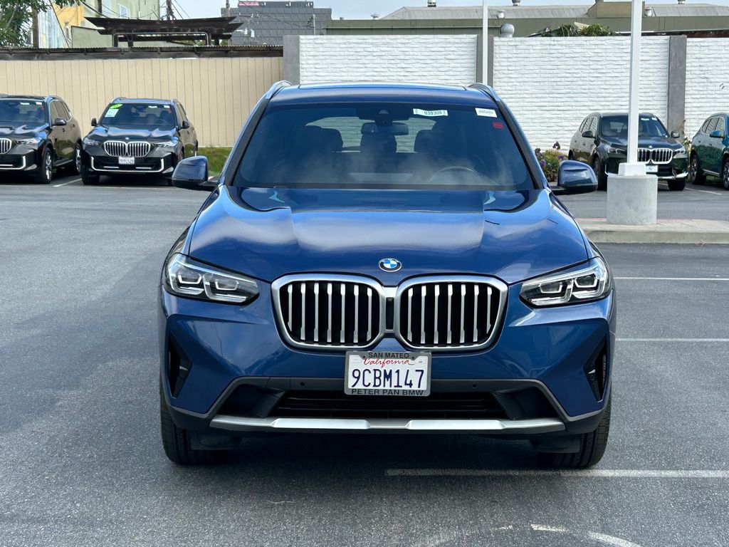 2022 BMW X3 xDrive30i 8