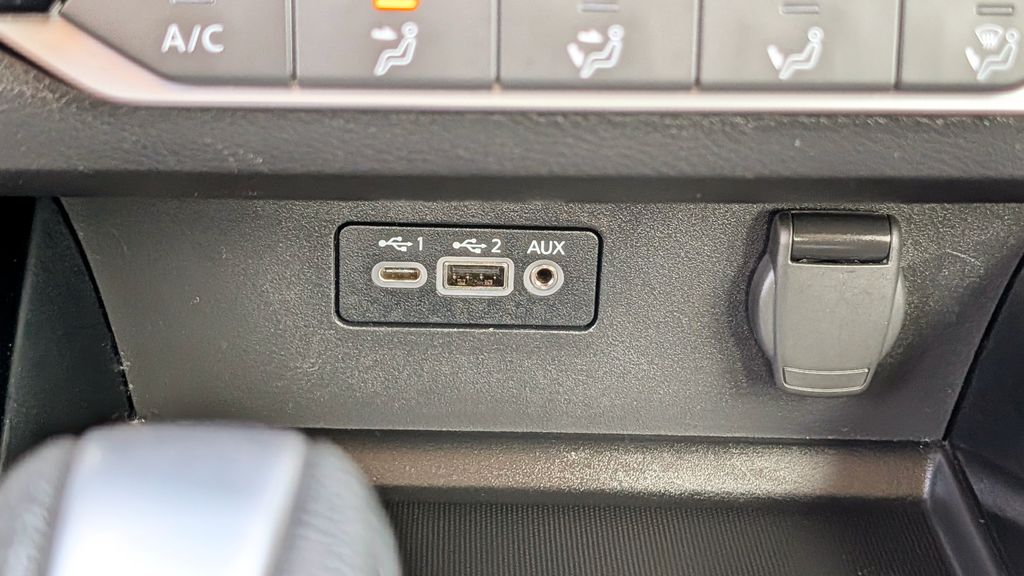 Used 2024 Nissan Altima 2.5 SV 4D Sedan