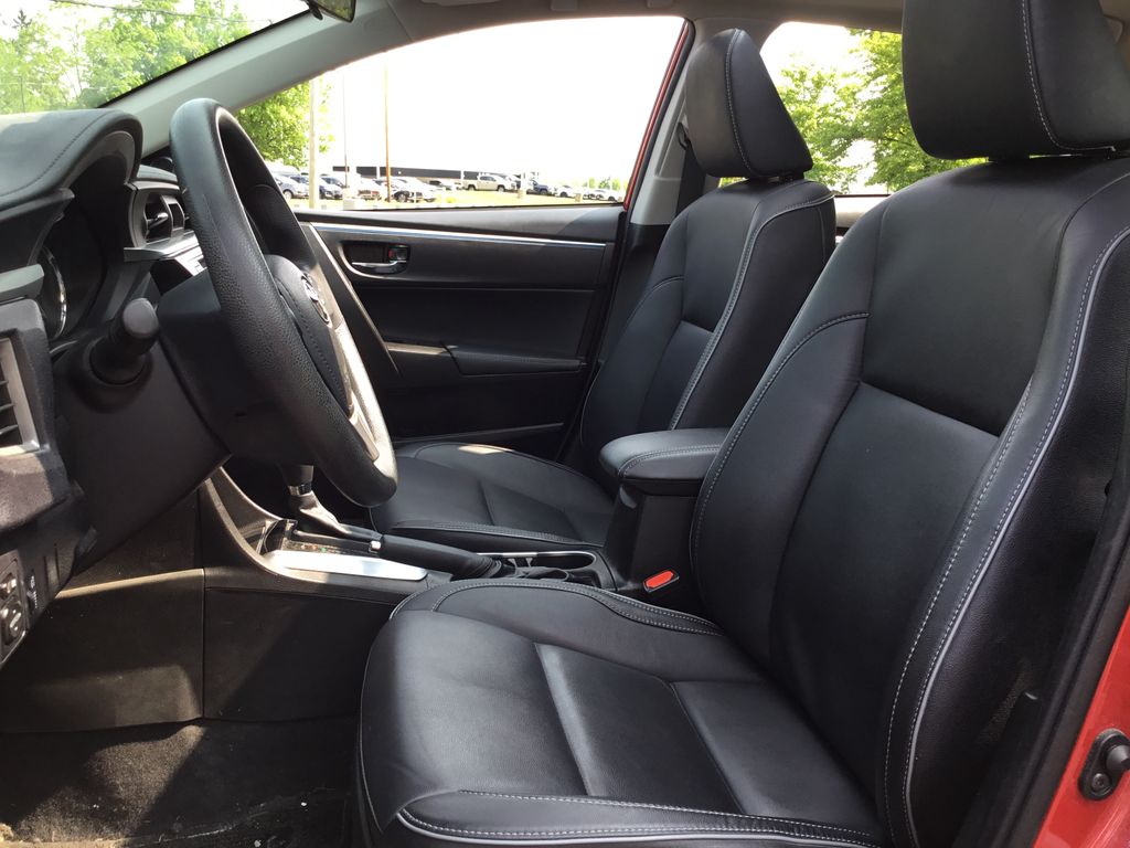 2016 Toyota Corolla LE Premium 6