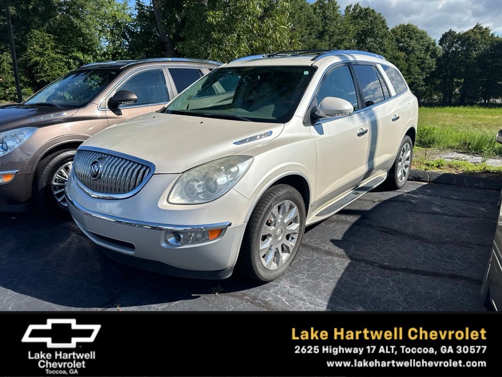 White Diamond Clearcoat 2010 Buick Enclave SUV / Crossover  6-Speed Automatic