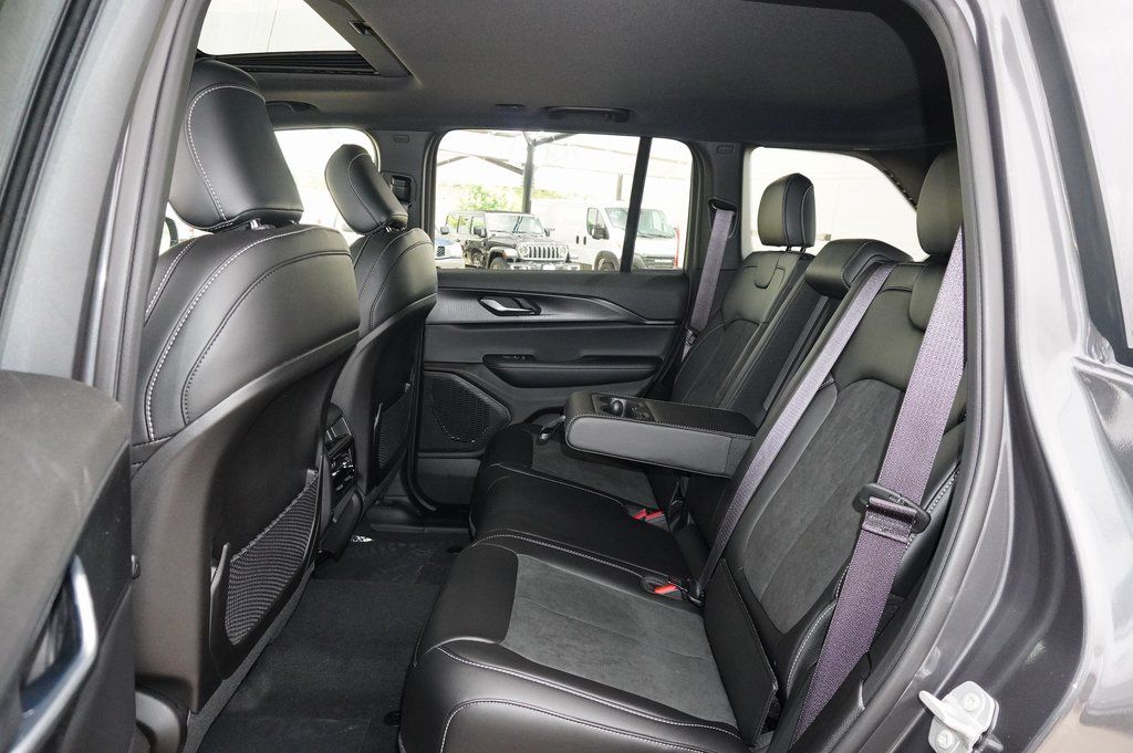 New Car 2025 Jeep Grand Cherokee  Altitude X For Sale Under $50,000 In Weatherford, Texas