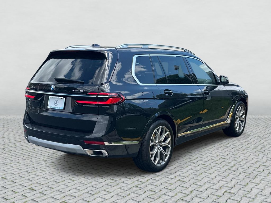 Thumbnail: 2024 BMW X7 - 5