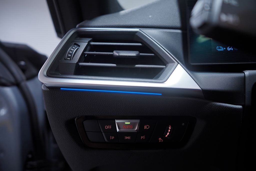2024 BMW i4 eDrive35 19