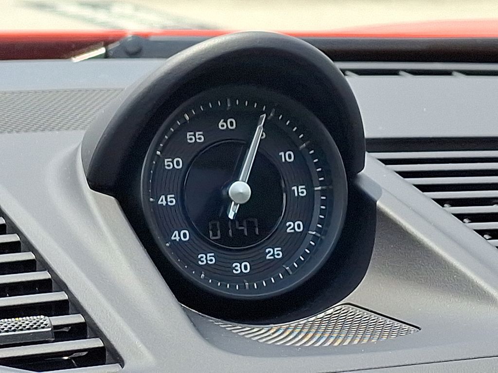 Thumbnail: 2020 Porsche 911 - 26