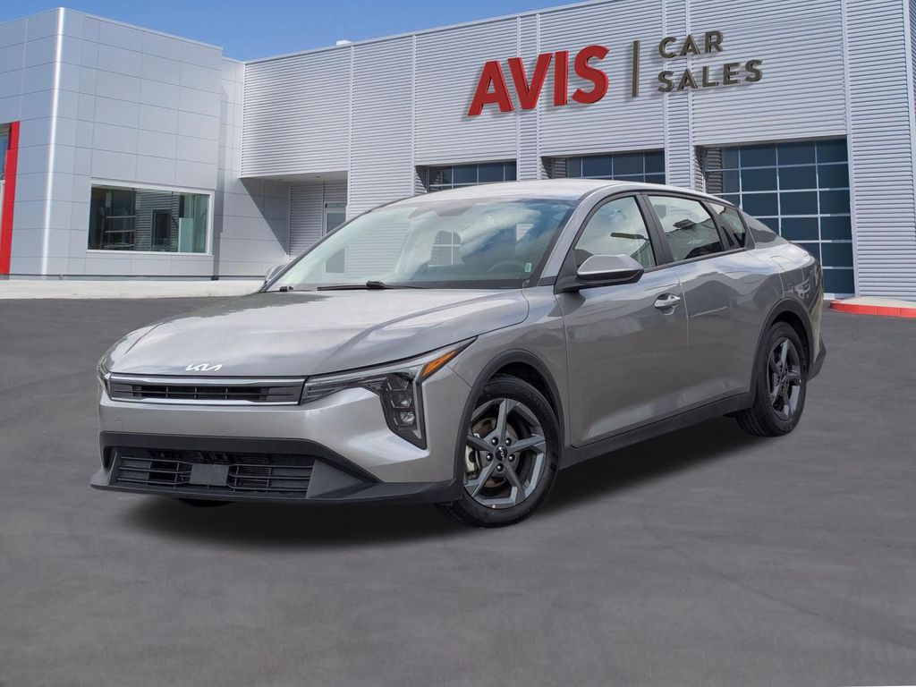 Steel Gray 2025 Kia K4 LXS FWD Sedan Front-Wheel Drive Continuously Variable Transmission