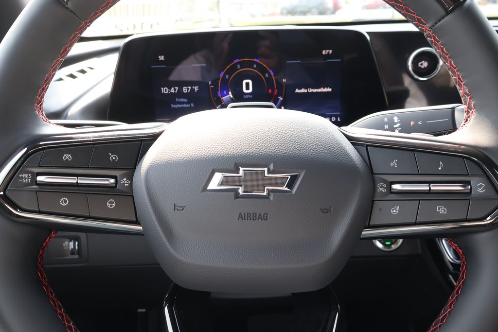 Thumbnail: 2026 Chevrolet Traverse - 23