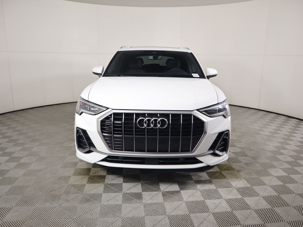 Thumbnail: 2025 Audi Q3 - 2