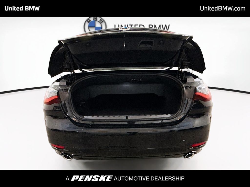 Thumbnail: 2026 BMW 4 Series - 13