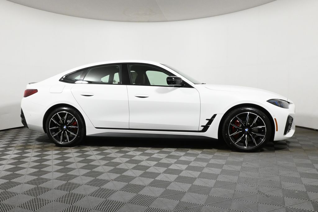 2025 BMW i4 xDrive40 8