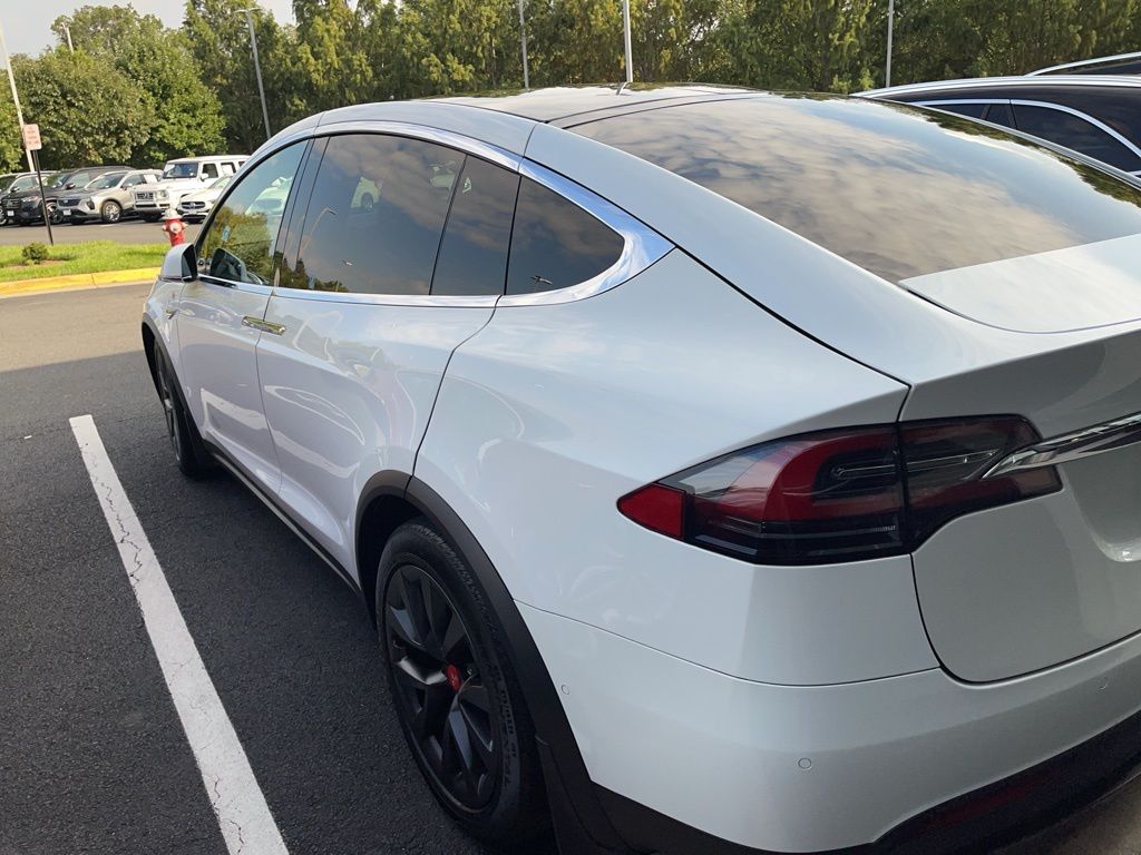 Thumbnail: 2016 Tesla Model X - 4