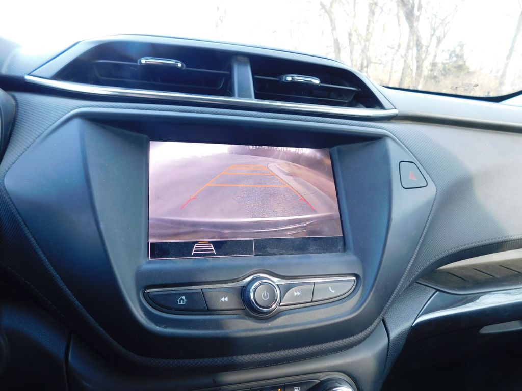 Thumbnail: 2023 Chevrolet TrailBlazer - 10