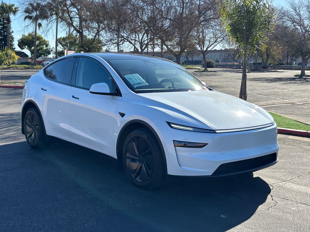 Thumbnail: 2026 Tesla Model Y - 3