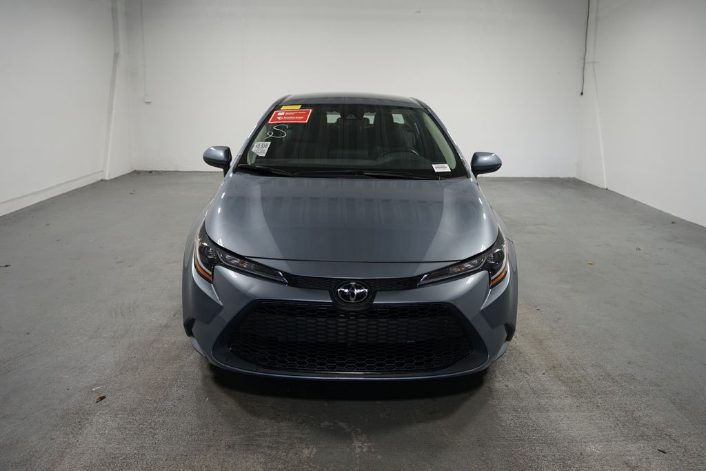 2022 Toyota Corolla LE 2