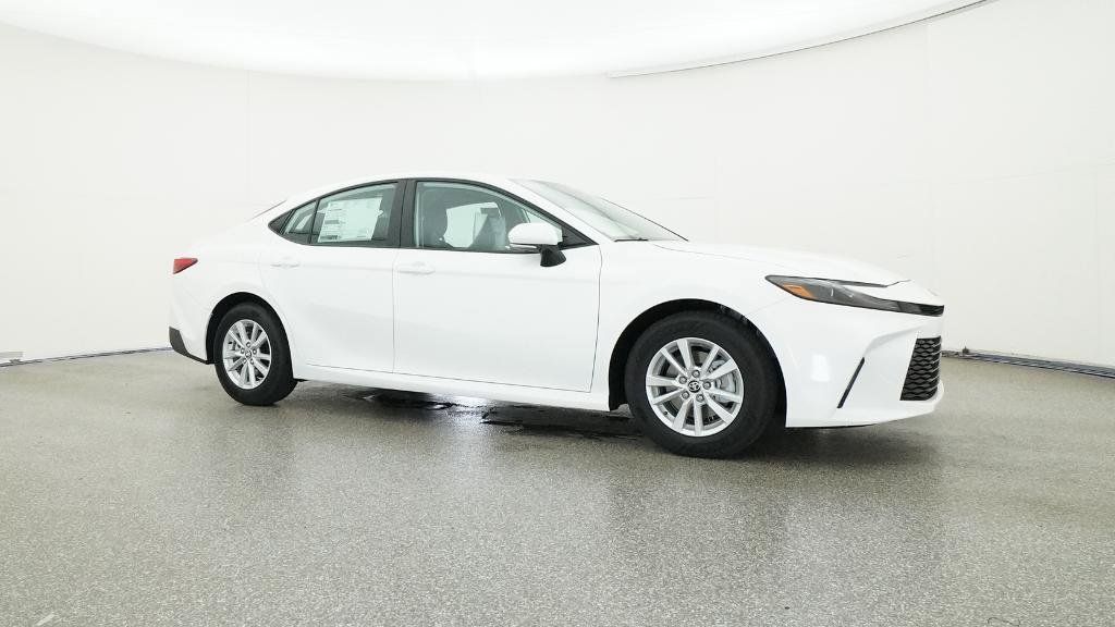 2025 Toyota Camry LE 23