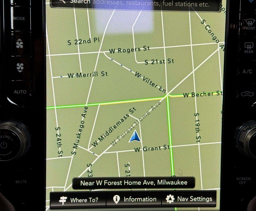 Used 2021 Patriot Blue Pearlcoat Ram Laramie image 6