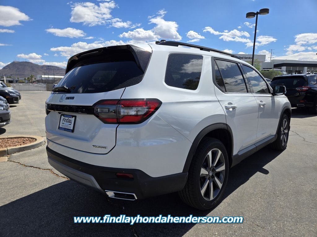 2025 Honda Pilot Touring photo