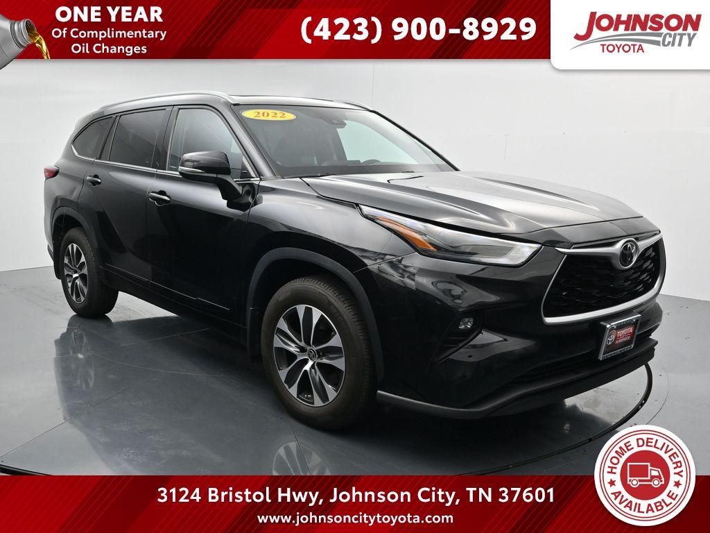 Midnight Black Metallic 2022 Toyota Highlander SUV / Crossover All-Wheel Drive 8-Speed Automatic