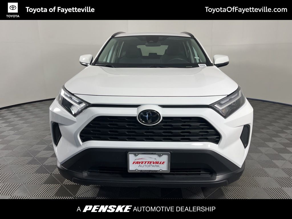 Thumbnail: 2025 Toyota RAV4 - 15