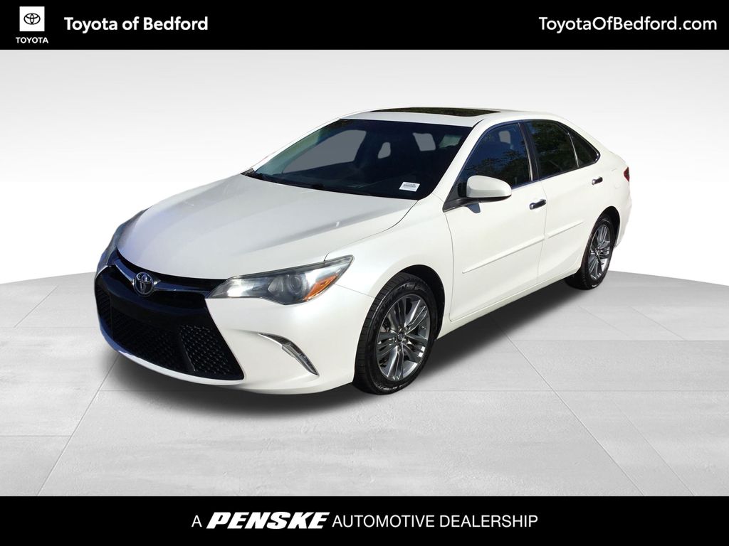 2016 Toyota Camry SE -
                  Bedford, OH
