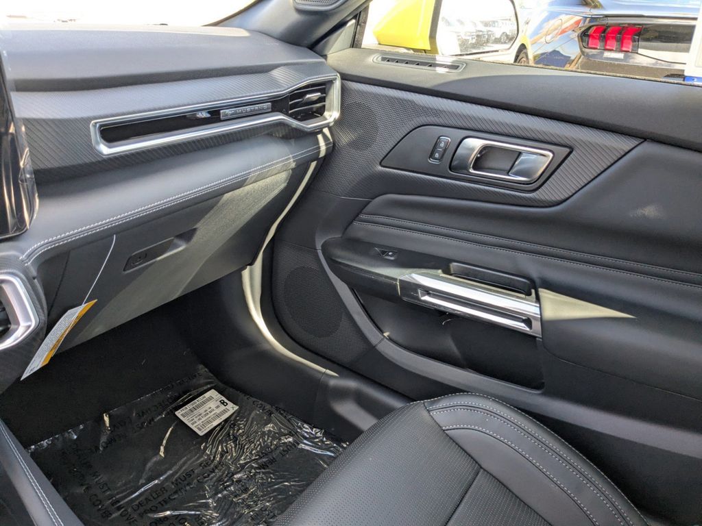 2025 Ford Mustang GT Premium Fastback