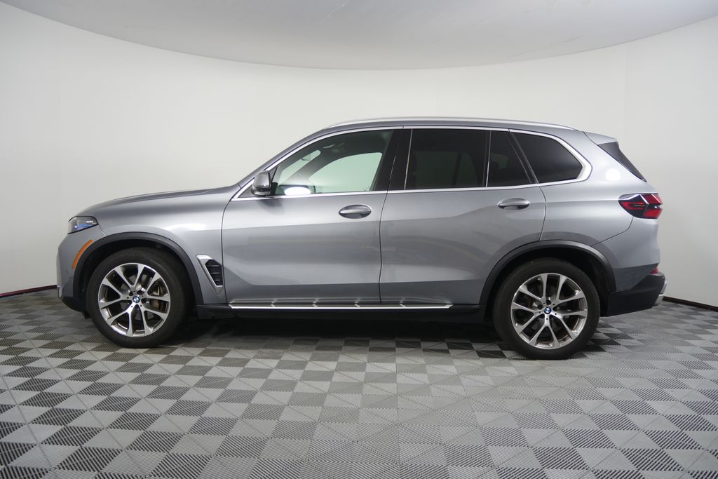 Thumbnail: 2024 BMW X5 - 6