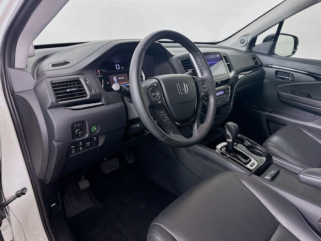 Thumbnail: 2019 Honda Ridgeline - 9