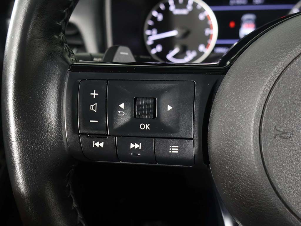Used 2023 White Nissan SV image 42