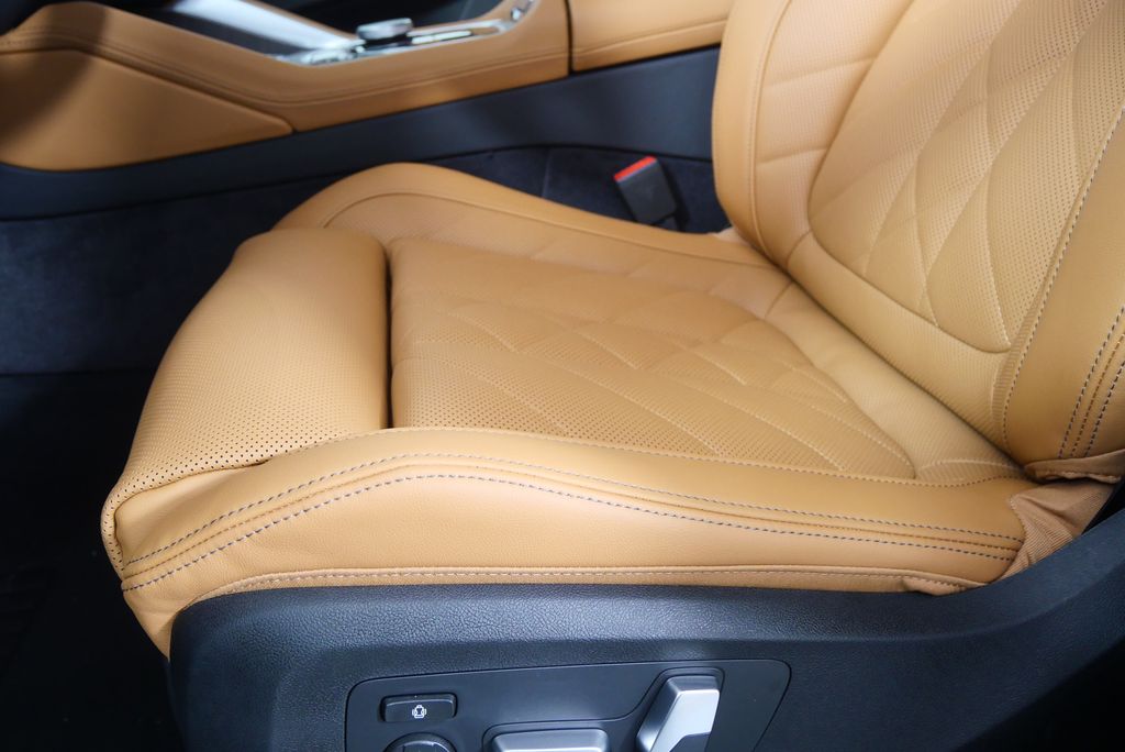 Thumbnail: 2026 BMW X6 - 9