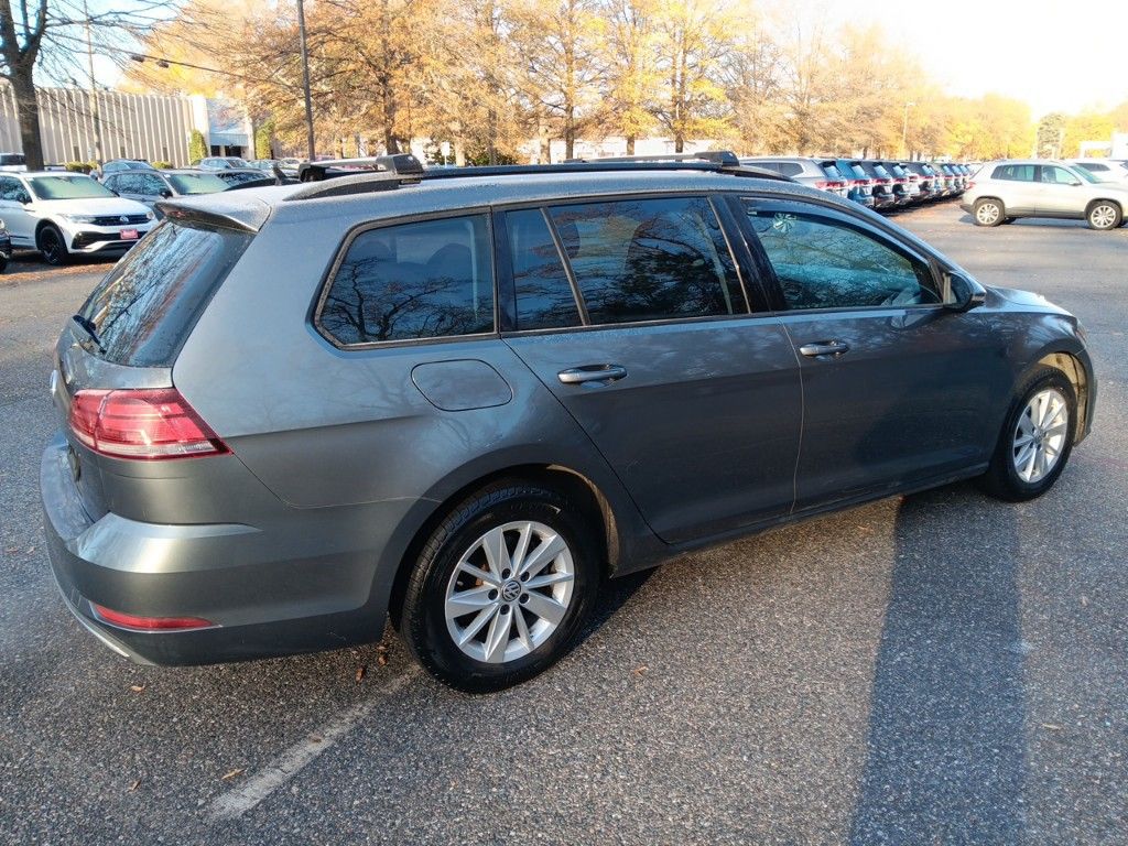 2019 Volkswagen Golf SportWagen S 5