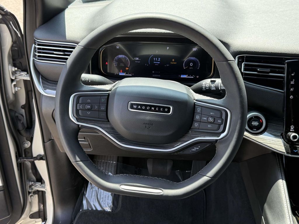 Used 2022 White Jeep Series II image 17