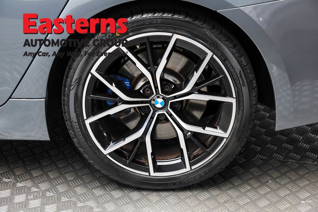 Used 2022 Blue BMW 530i xDrive image 8