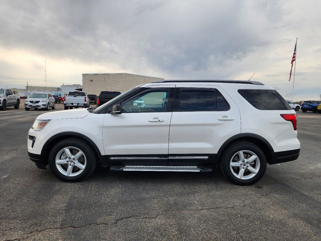 2019 Ford Explorer XLT 4