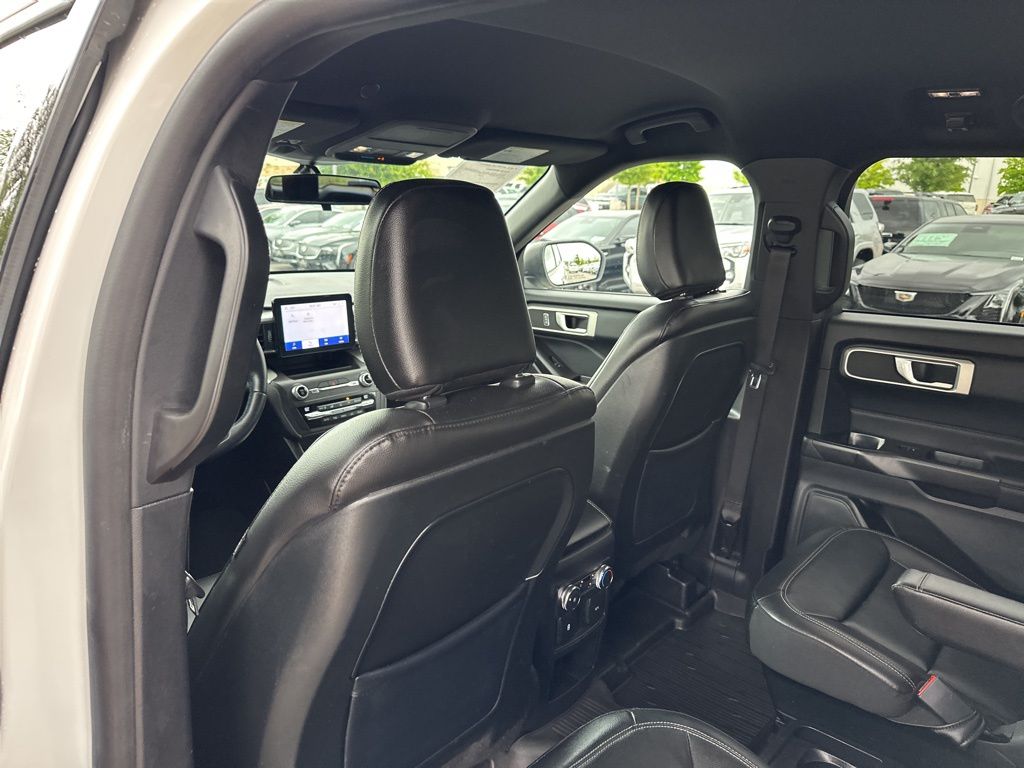 Used Car 2020 Ford Explorer  Xlt For Sale Under $20,000 In Austin, Texas