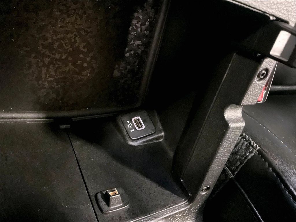 2024 Jeep Wrangler — photo 27