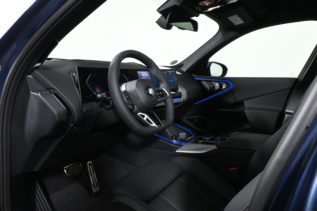 Thumbnail: 2026 BMW X3 - 14