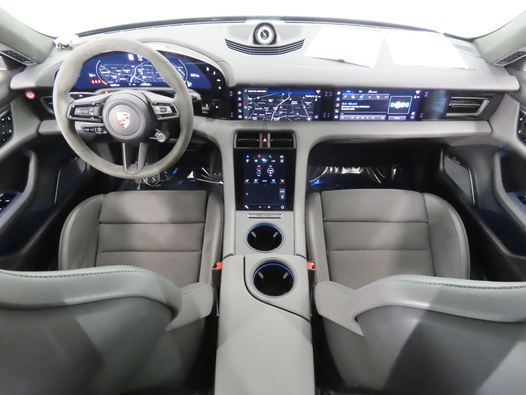 Thumbnail: 2020 Porsche Taycan - 15