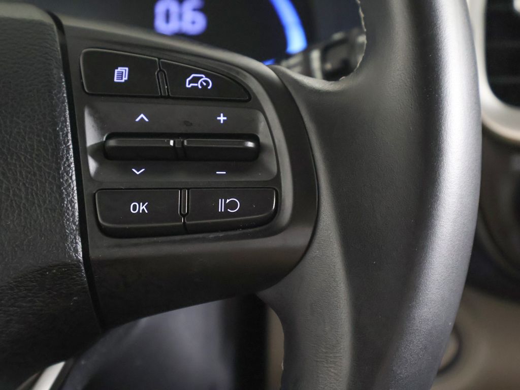 Used 2026 White Hyundai SEL image 36
