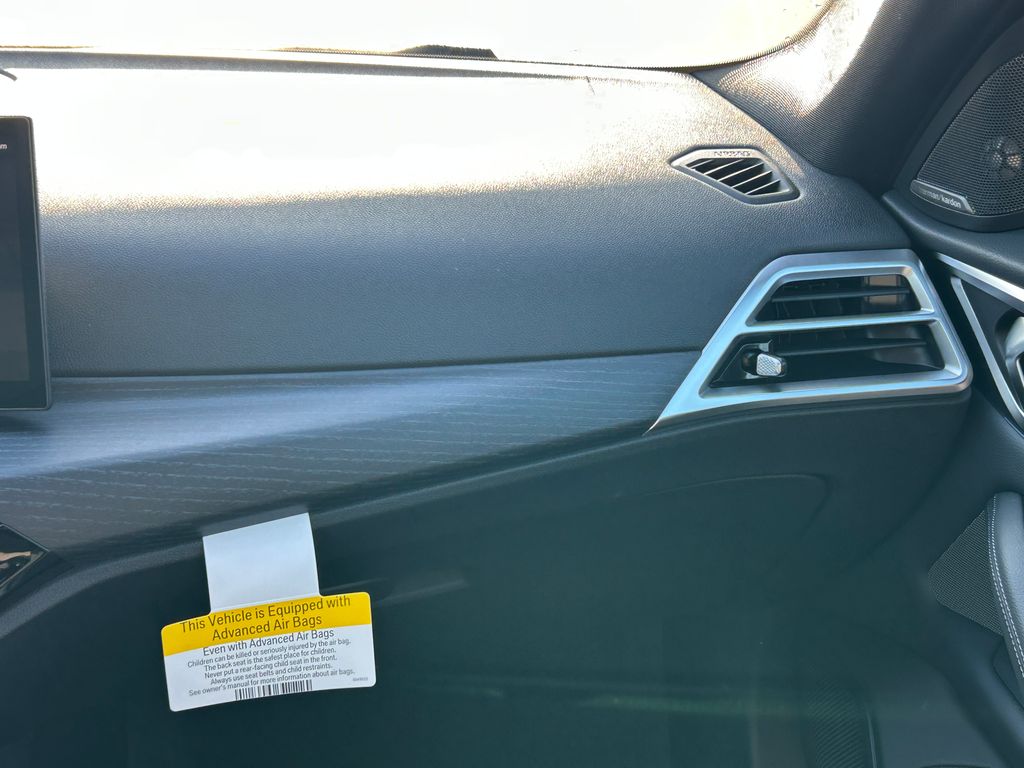 Thumbnail: 2025 BMW i4 - 26