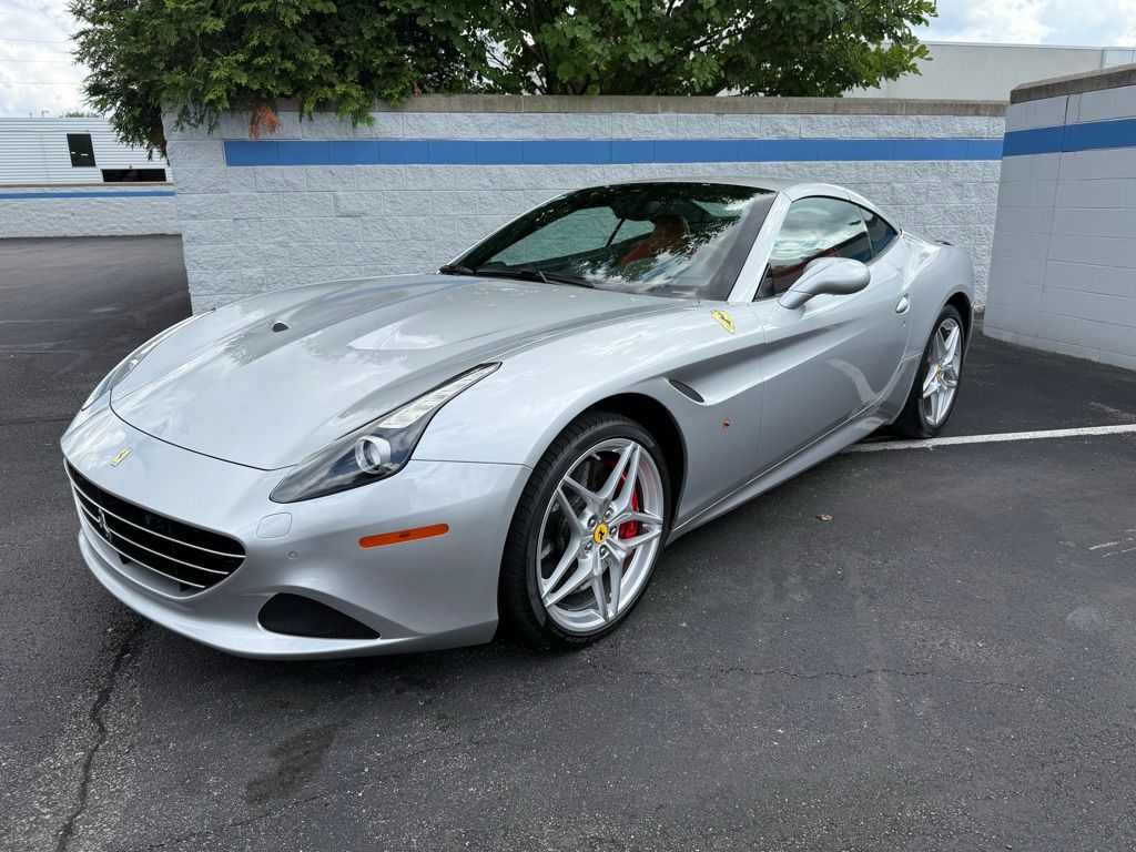 Thumbnail: 2017 Ferrari California - 14