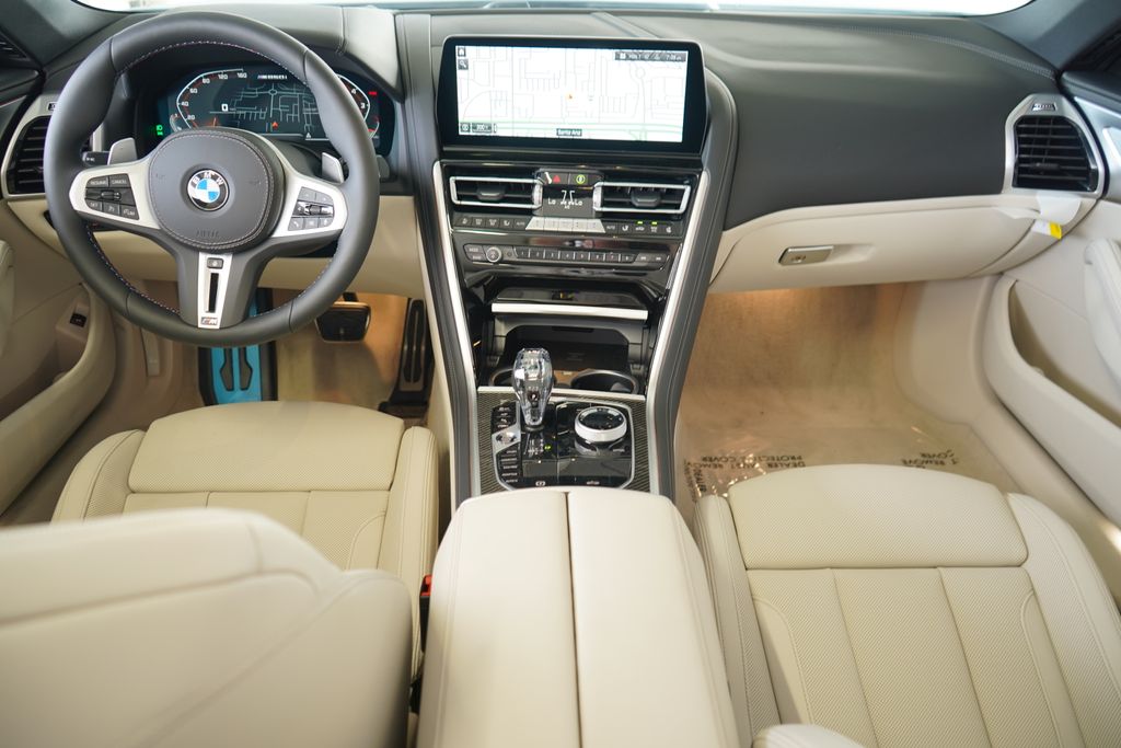 Thumbnail: 2026 BMW 8 Series - 15